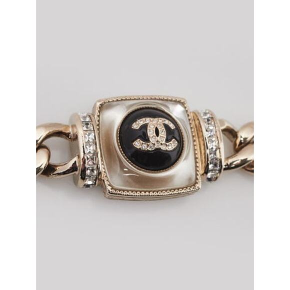 Chanel Gold Metal Crystal Interlocking CC Chunky Chain Bracelet - Picture 4 of 5